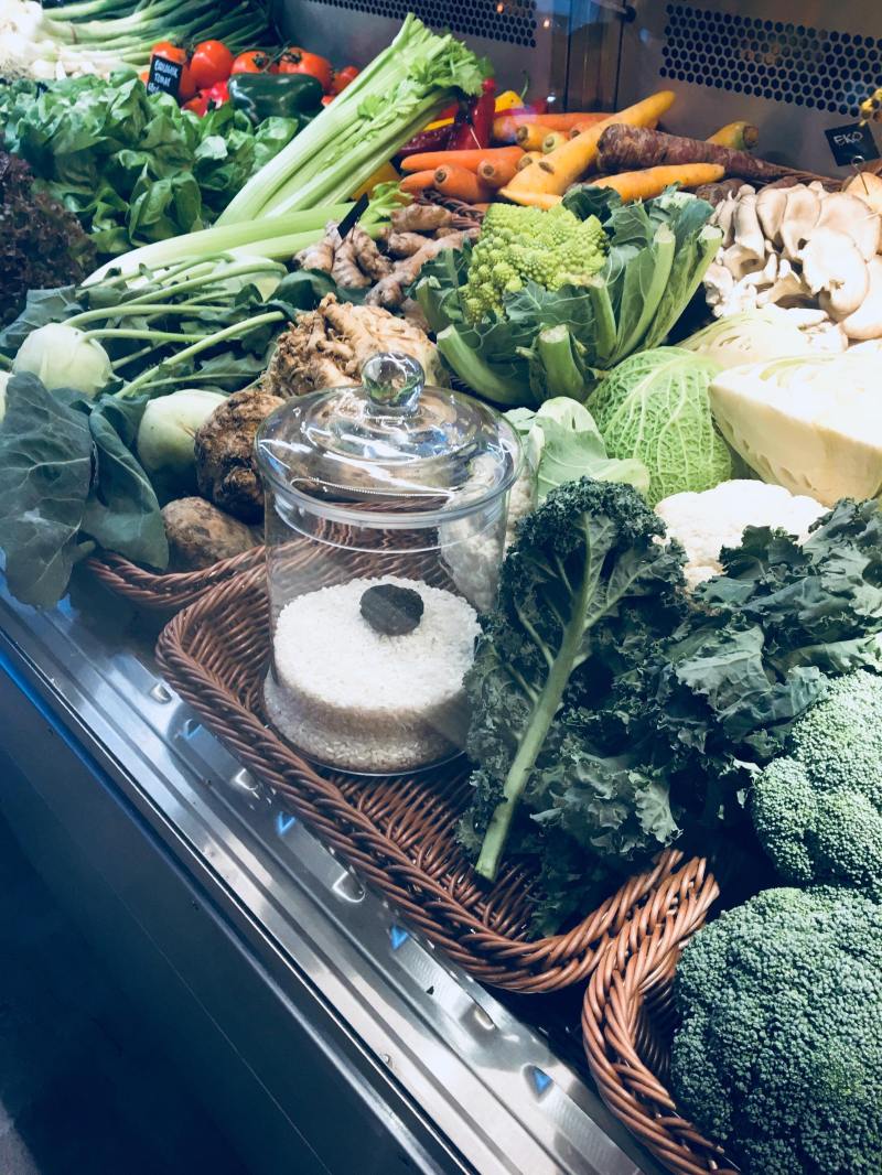 28034886_2038763979700853_461127717_o