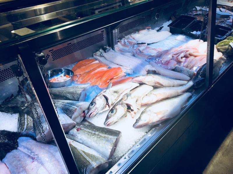 28126029_2038763929700858_150582970_o