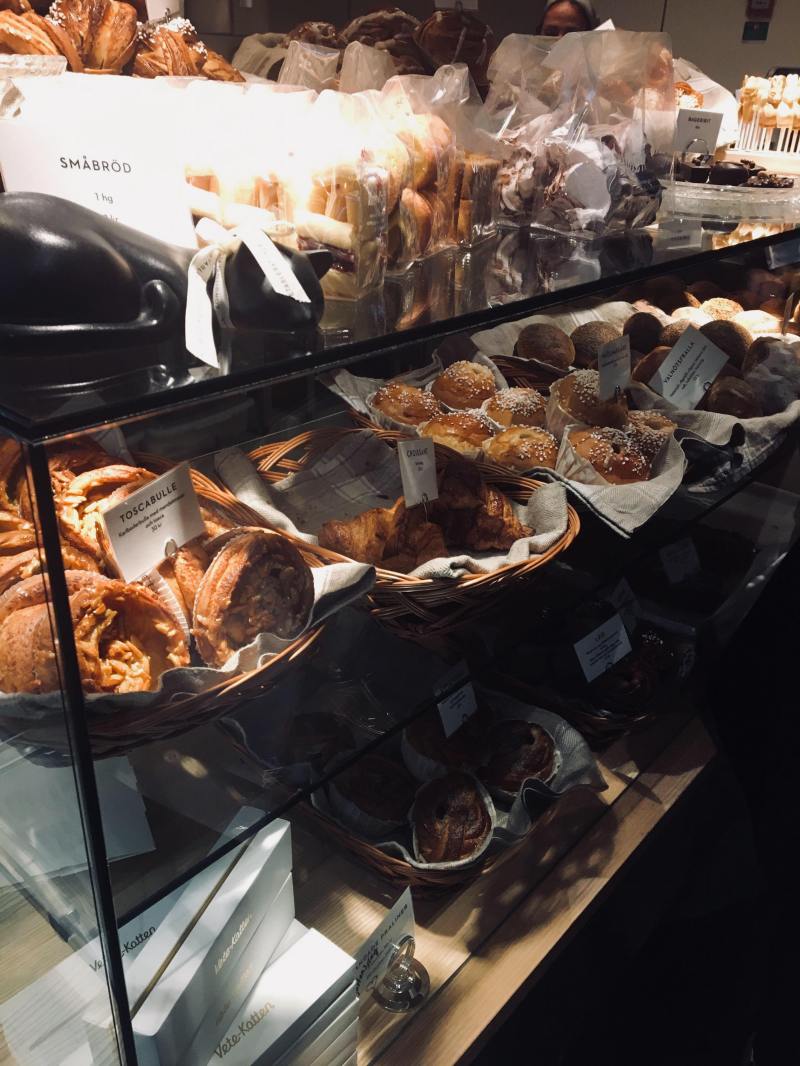 28169145_2038763959700855_1907924113_o