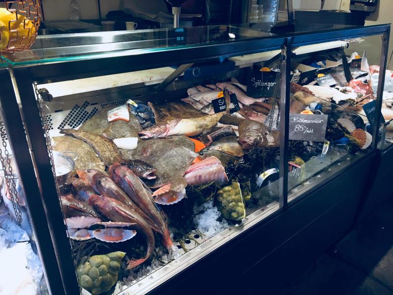 28169230_2038763839700867_176605644_o