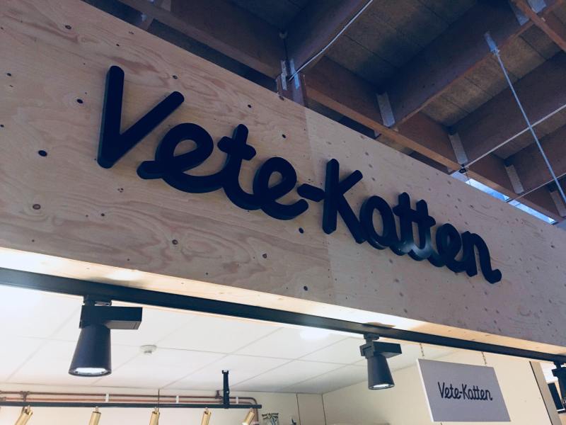 28169765_2038763913034193_1293455840_o