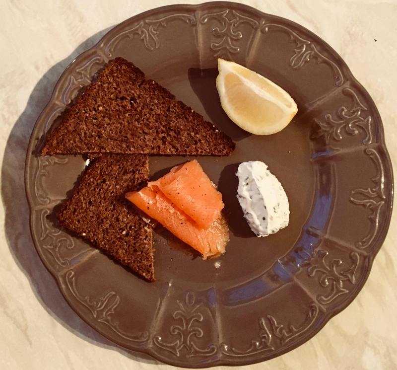 30223086_2063315180579066_740475684_o