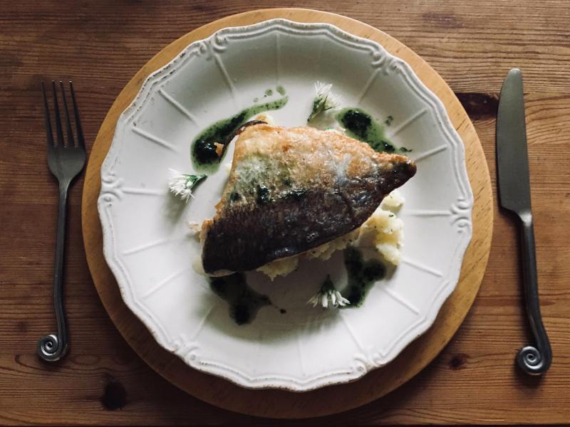 30994616_2072436963000221_1317615209_o