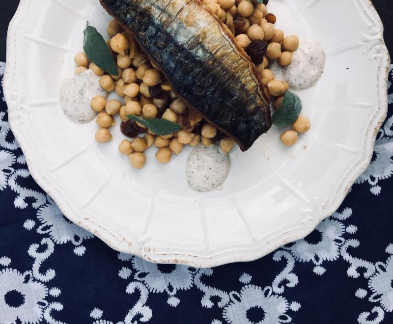 37261067_2126574010919849_6049714590378360832_n