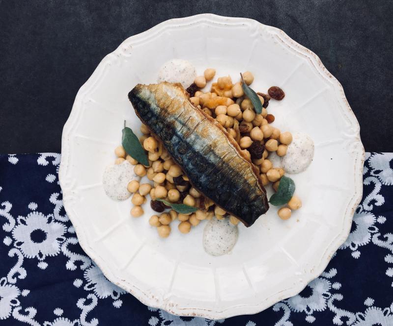 37388602_2126574280919822_1625454012671197184_n