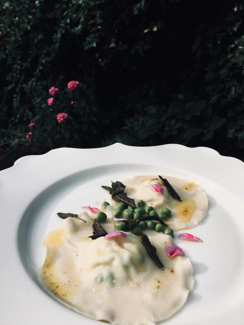 37608753_670313409987719_3216512071810154496_n