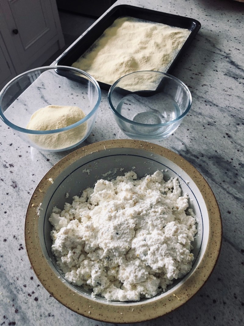 a498f9a0-c16b-4e25-9393-0a03e9164bfc