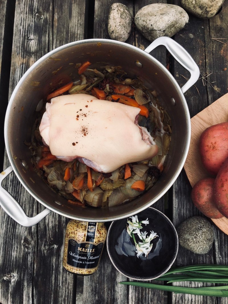 26ae2aca-b1f5-476b-b617-4e8b275c6fd3