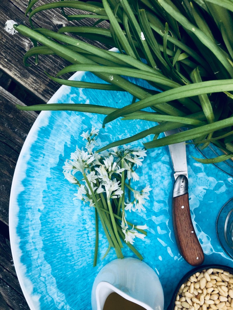 c54034ff-274b-41b9-a40c-bde4d94153fa